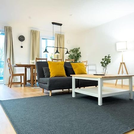 Four Bedroom In Urban Location Hamburg Exterior photo